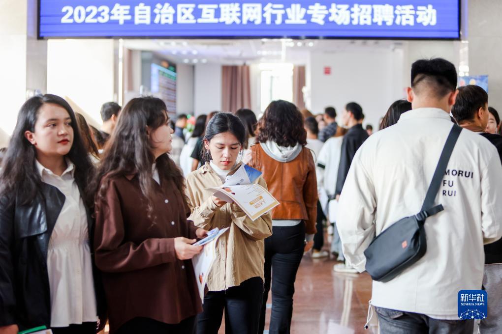 ag厅下载